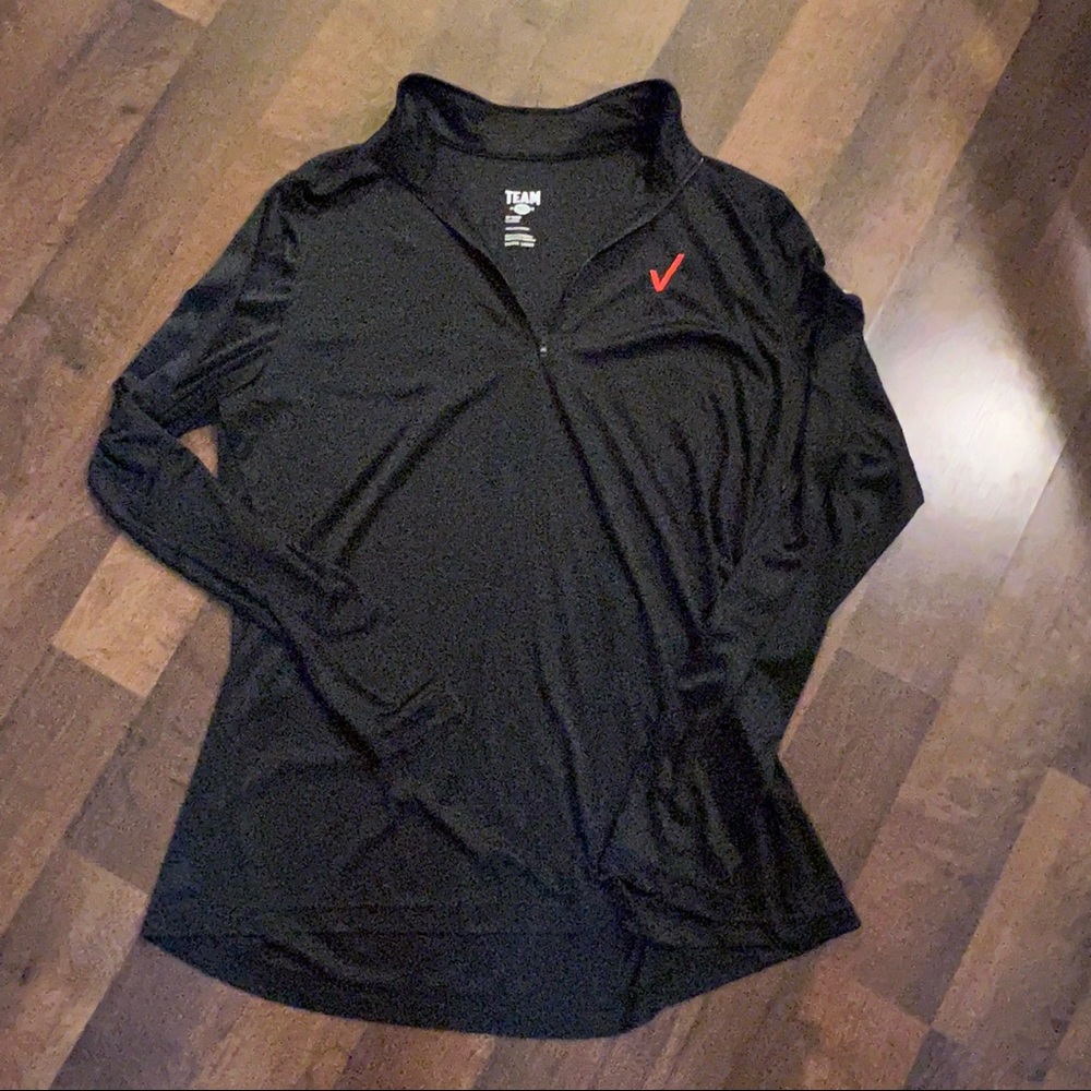 Black 2X woman’s 1/4 zip new without tags